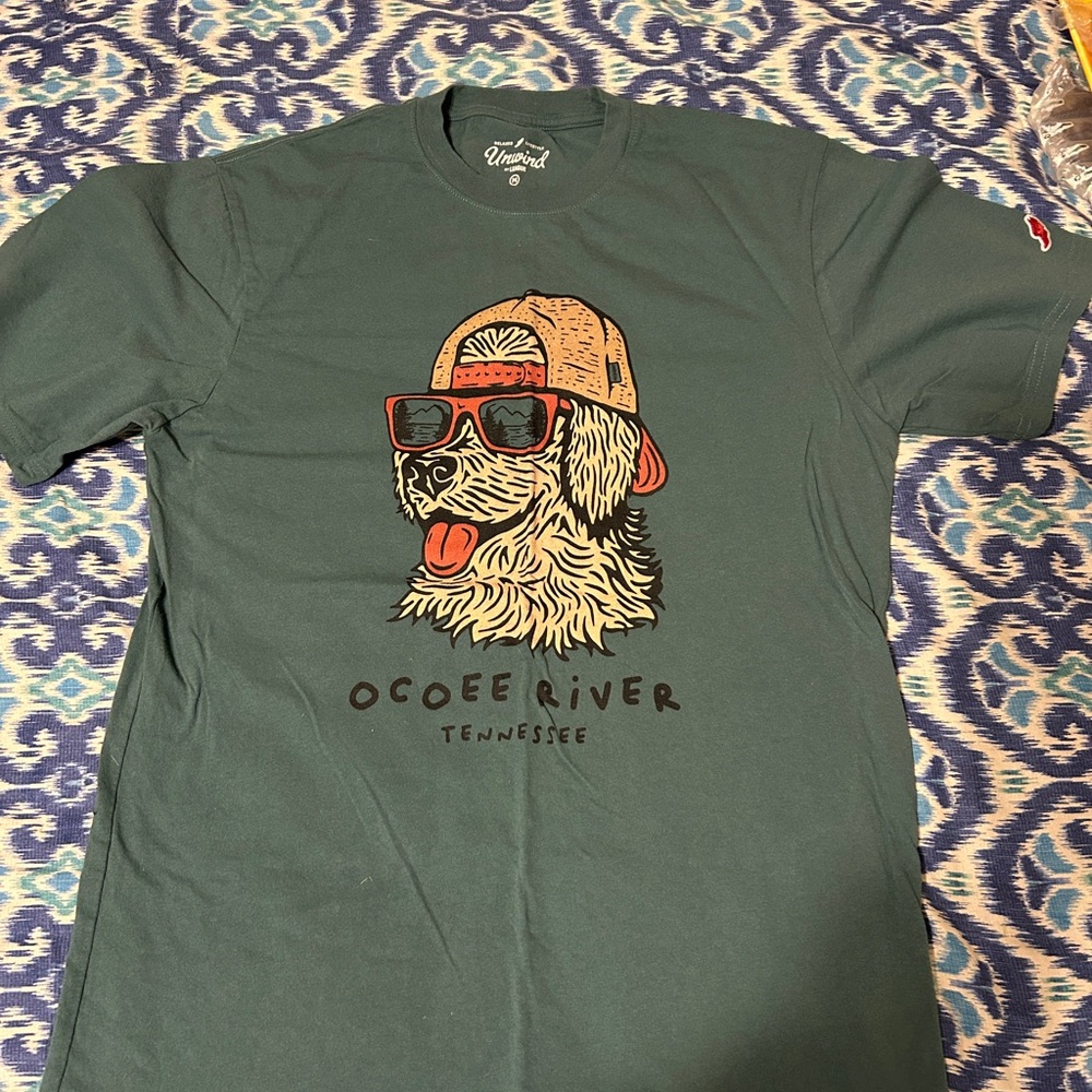 Like New League Ocoee River Dog T-Shirt